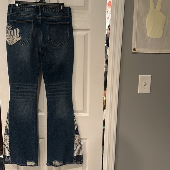 Driftwood Sz 26 low rise patchwork flares - Picture 4 of 5